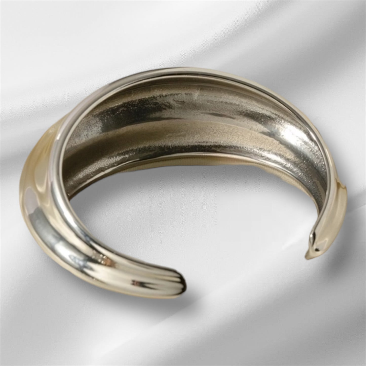 Gala Bangle