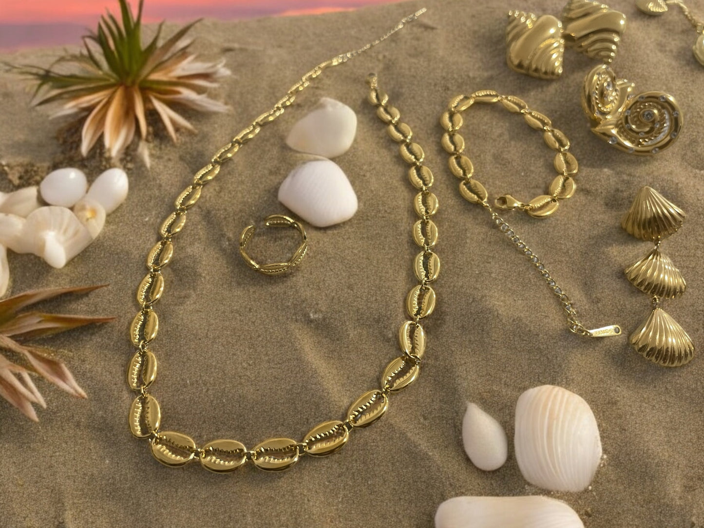 Caracol Beach Resort Bracelet in Stainless Steel 18k Gold Plated