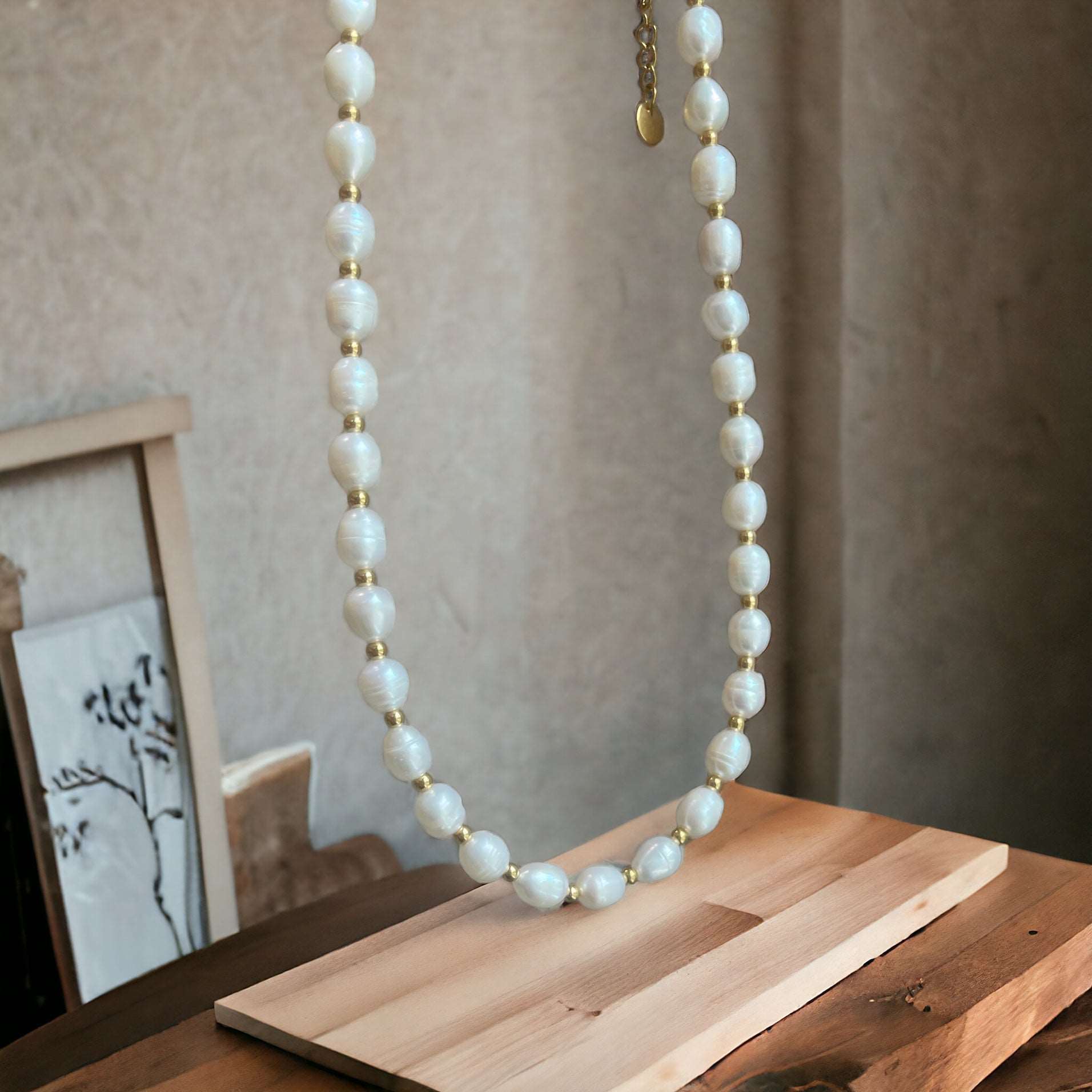 Momi Necklace